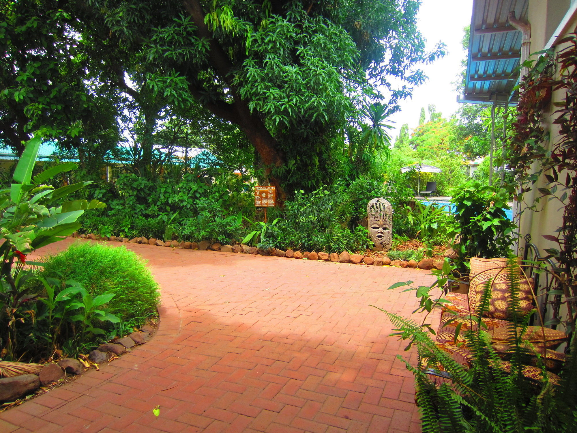 Fawlty Towers Accommodation & Activities Лівінґстон Екстер'єр фото